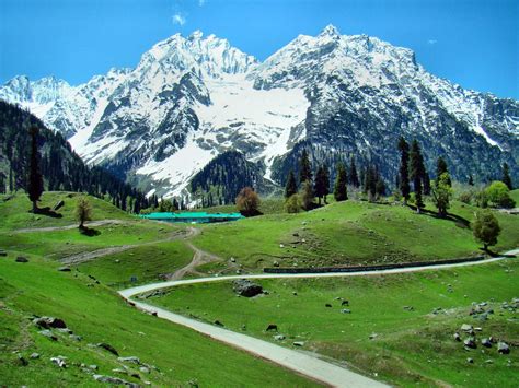 Tourist Places in India: Kashmir Places to Visit in India