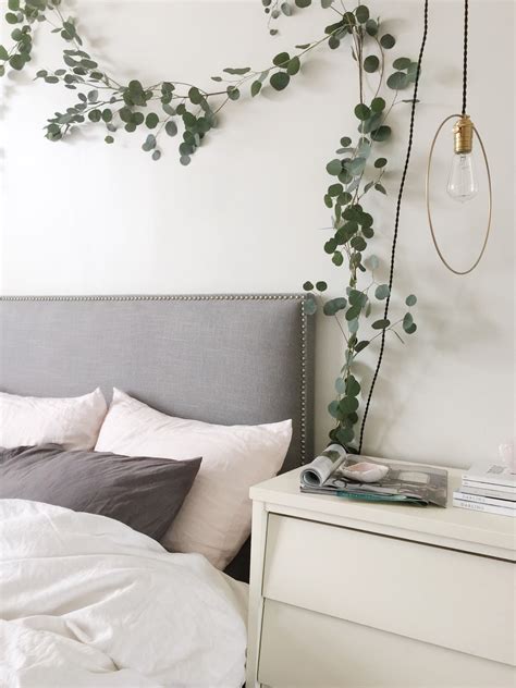 Avery Street Design Blog: DIY Eucalyptus Garland