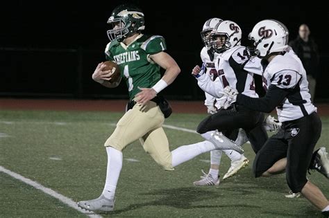 Nashoba Regional High School football – Sentinel and Enterprise