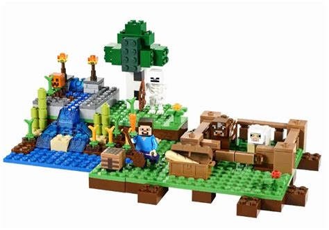 Minecraft gets full-scale Lego set