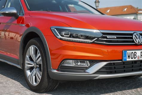 VW Passat Alltrack Stars In New Photo Gallery [28 Pics] | Carscoops