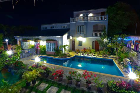 Batanes Bed and Breakfast Inns and Hotels