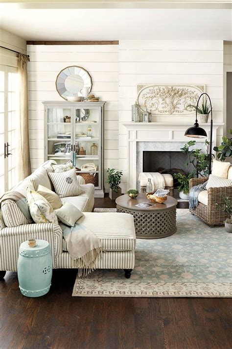 Living Room Farm Decor : 35 Best Farmhouse Living Room Decor Ideas and ...