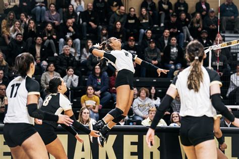 Purdue Volleyball Attacks Spring Matches - Hammer and Rails