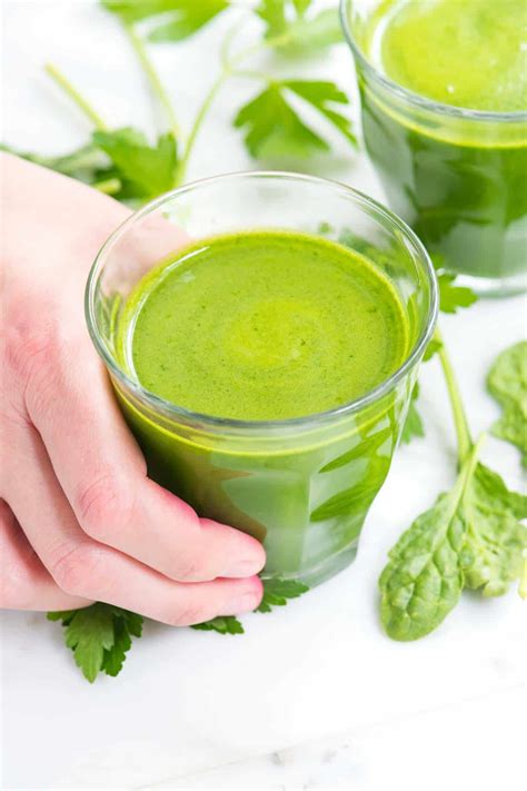 Naturally Sweet Green Detox Juice Recipe