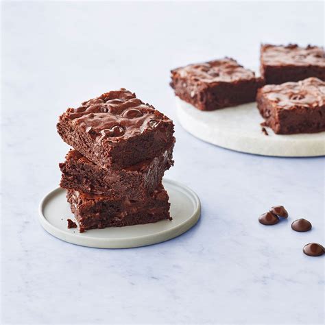 Classic Ghirardelli Chocolate Brownies | Recipe | Ghirardelli brownie ...