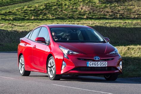 Four out of ten Toyota cars in the UK are now hybrids | CAR Magazine