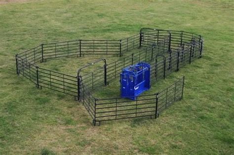 Priefert Ranching Equipment | Chutes, Fencing, & More | FarmRanchStore.com