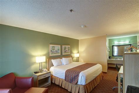 Key West Inn in Fairhope, Alabama - Hotel Accomodations Fairhope ...