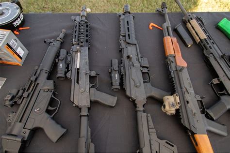 AR15 VS AK47 Comparison - State of Guns