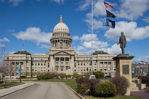 Idaho federal judge partially blocks abortion trigger ban • Idaho ...