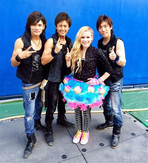 Avril with Hello Kitty outfit in Japan