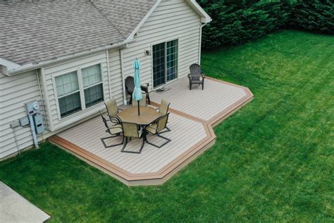 Ground Level deck - Outdoor Living space