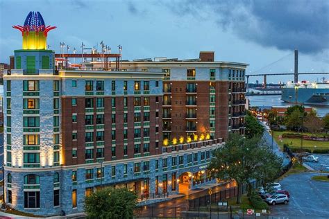 HOMEWOOD SUITES BY HILTON SAVANNAH HISTORIC DISTRICT / RIVERFRONT $104 ...