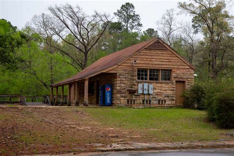 Photo of group gathering building at Tishomingo State Park in Mississippi