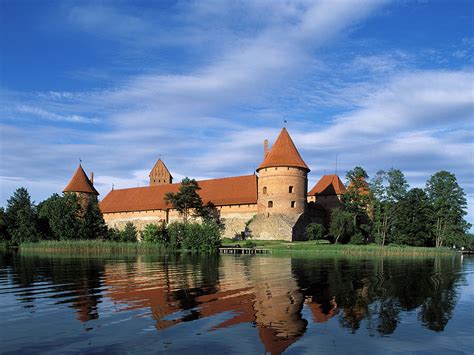 Trakai Castle - Lithuania - Castles Wallpaper (509516) - Fanpop