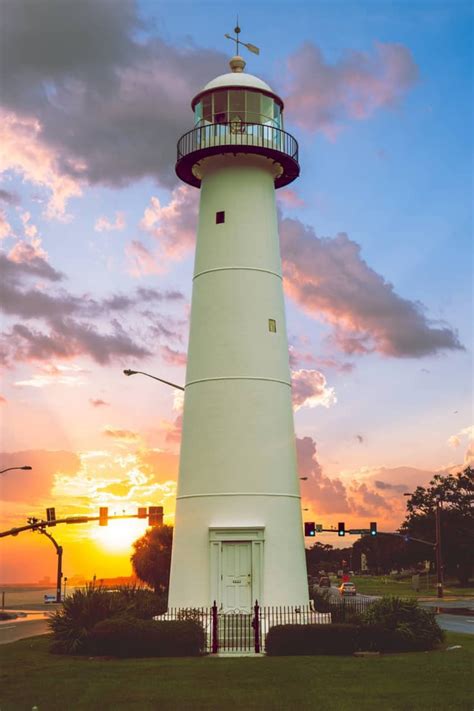 Biloxi Lighthouse | Biloxi lighthouse, Lighthouse, Biloxi