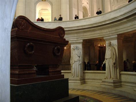 Napoleon's tomb | Famous graves, Architecture, Places