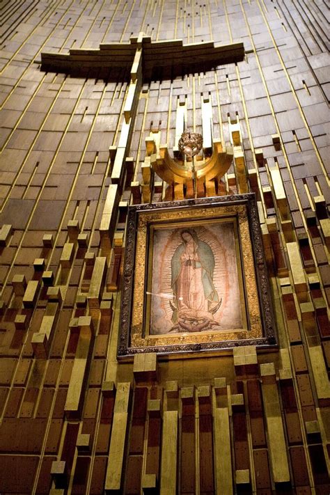 photos: original shroud at Mexico City' | Virgin of guadalupe, Lady ...