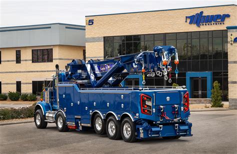 Century M100 | Miller Industries | Miller Industries Towing, Inc.