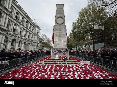 London, UK. 8th November, 2015. Remembrance Day Poppy Wreaths at The ...