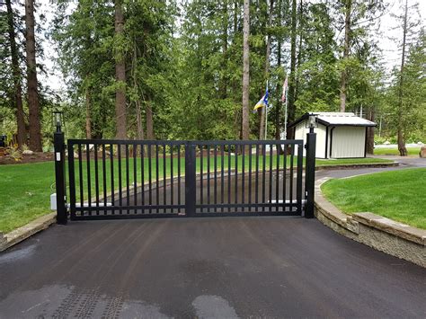 Residential | Amazing Gates in Wrought Iron, Aluminum, Decorative ...