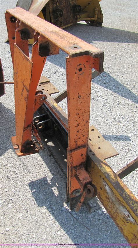 Snow plow blade with mounting bracket in Onawa, IA | Item 3617 sold ...