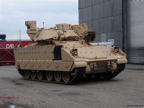 Ukraine to receive 4 Bradley Fire Support Team vehicles - Militarnyi