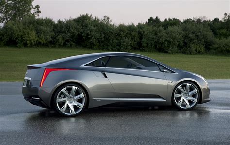 2014 Cadillac ELR Electric Luxury Coupe To Arrive Late 2013