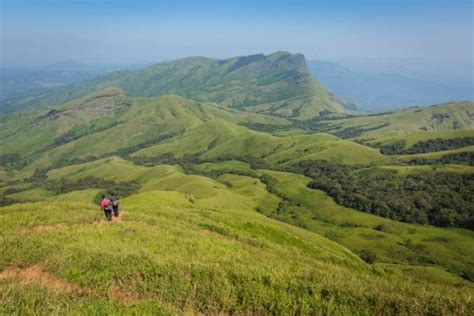 Trek Destinations in India Under Rs. 30000 From Srinagar for August ...