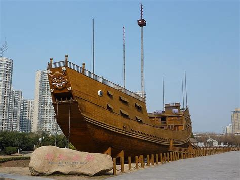 Zheng He's Enormous Treasure Ships | Radio Integracion