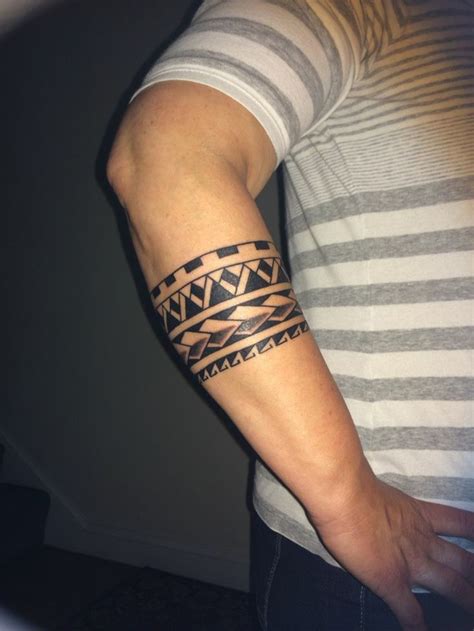 Imagini pentru armband tattoo | Forearm band tattoos, Tribal forearm ...