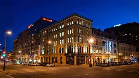 Downtown Marriott hotel rebrands restaurant, opens as East Town Kitchen ...