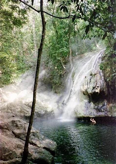 El Paraiso Hot Waterfall