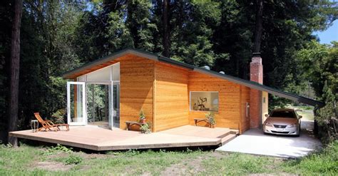 Small Wood Homes and Cottages: 16 Beautiful Design and Architecture Ideas