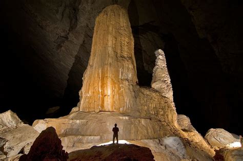 This Mega-Size River Cave In Laos Is Stunning To Explore Via Kayak ...