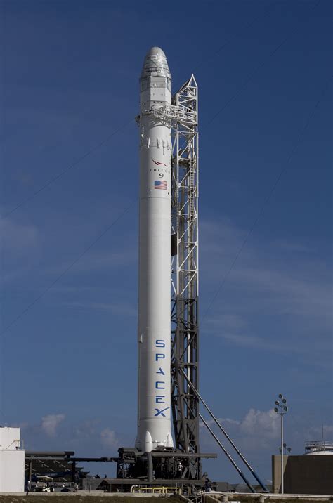 Nine Pictures Of Spacex Falcon