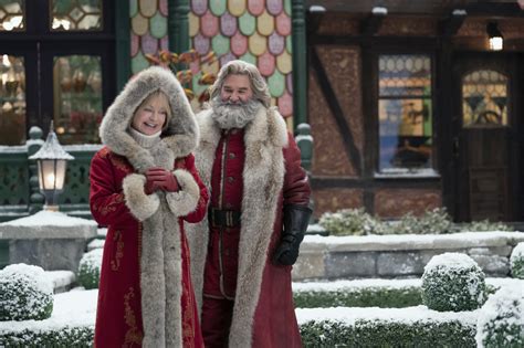 10 best Christmas movies on Netflix for Christmas in July 2021 - Page 3