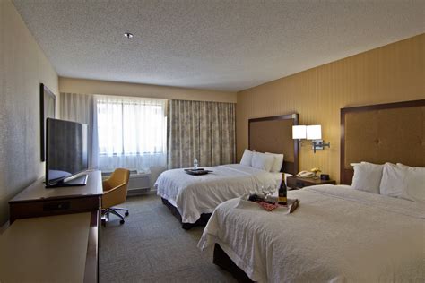 Guest Rooms at Hampton Inn, Chillicothe, Ohio