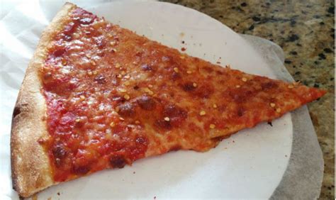 You Won't Believe How Many Calories Are in One Slice of New York City Pizza