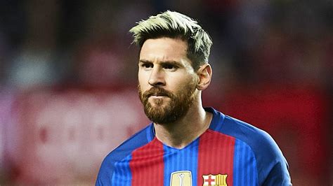 Messi Beard : He looks 20 again! Messi has SHAVED HIS BEARD for the ...