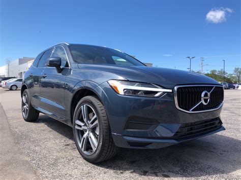 New 2020 Volvo XC60 T6 Momentum AWD 4D Sport Utility