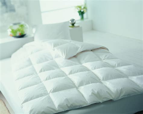 Light Summer Duvet 6 tog - Beds of Feathers