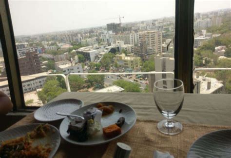 Dine At This Revolving Restaurant In Ahmedabad Called Patang | Curly Tales