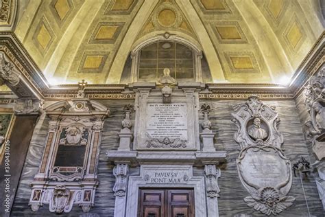 Interior of Saint Mary Major Basilica (Basilica di Santa Maria Maggiore ...