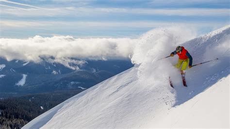 5 Wintertime Stay & Ski Lodging Options at Mt. Hood - Travel Oregon