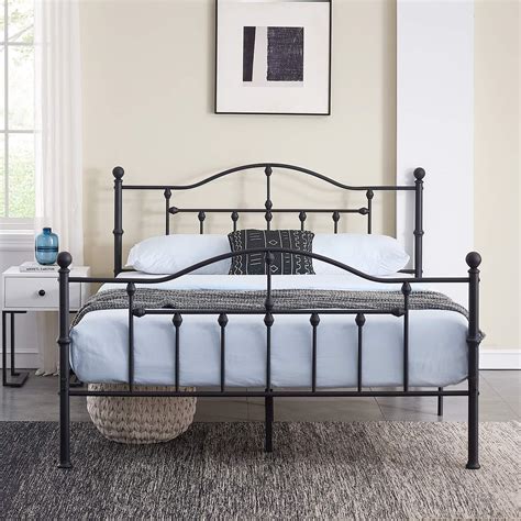 Amazon.com: VECELO Queen Size Bed Frame Metal Platform Mattress ...