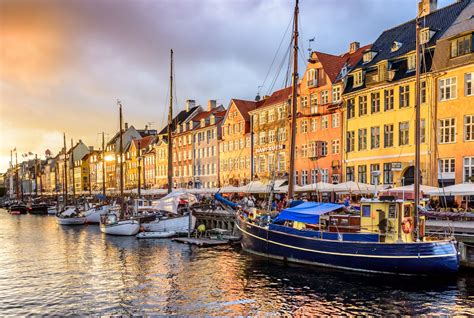 Visit Copenhagen | Private Walking Tour & Cruise - Nordic Experience