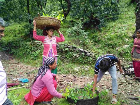 The Role of Local Communities in Conservation – Grow-Trees Blog