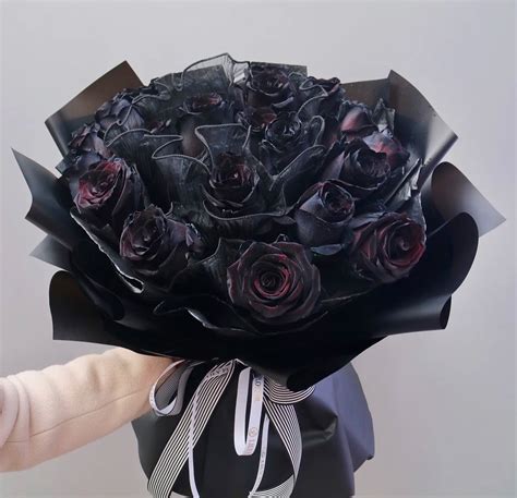 Super Black Roses and Flowers Delivery | Black Rose Bouquet Delivery